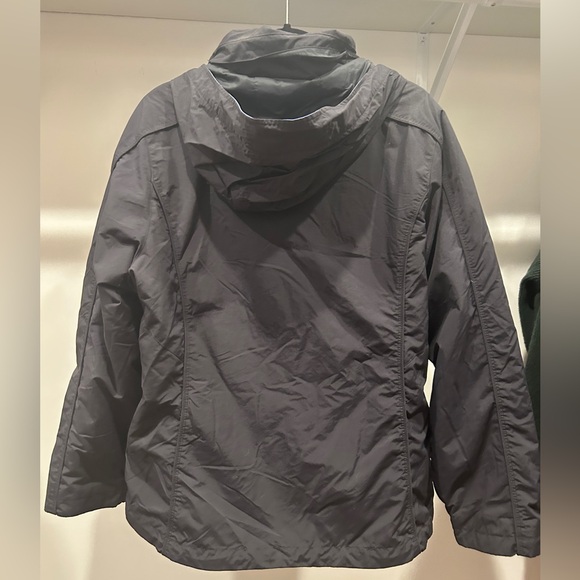 L.L. Bean 3 in 1 coat - Picture 6 of 10